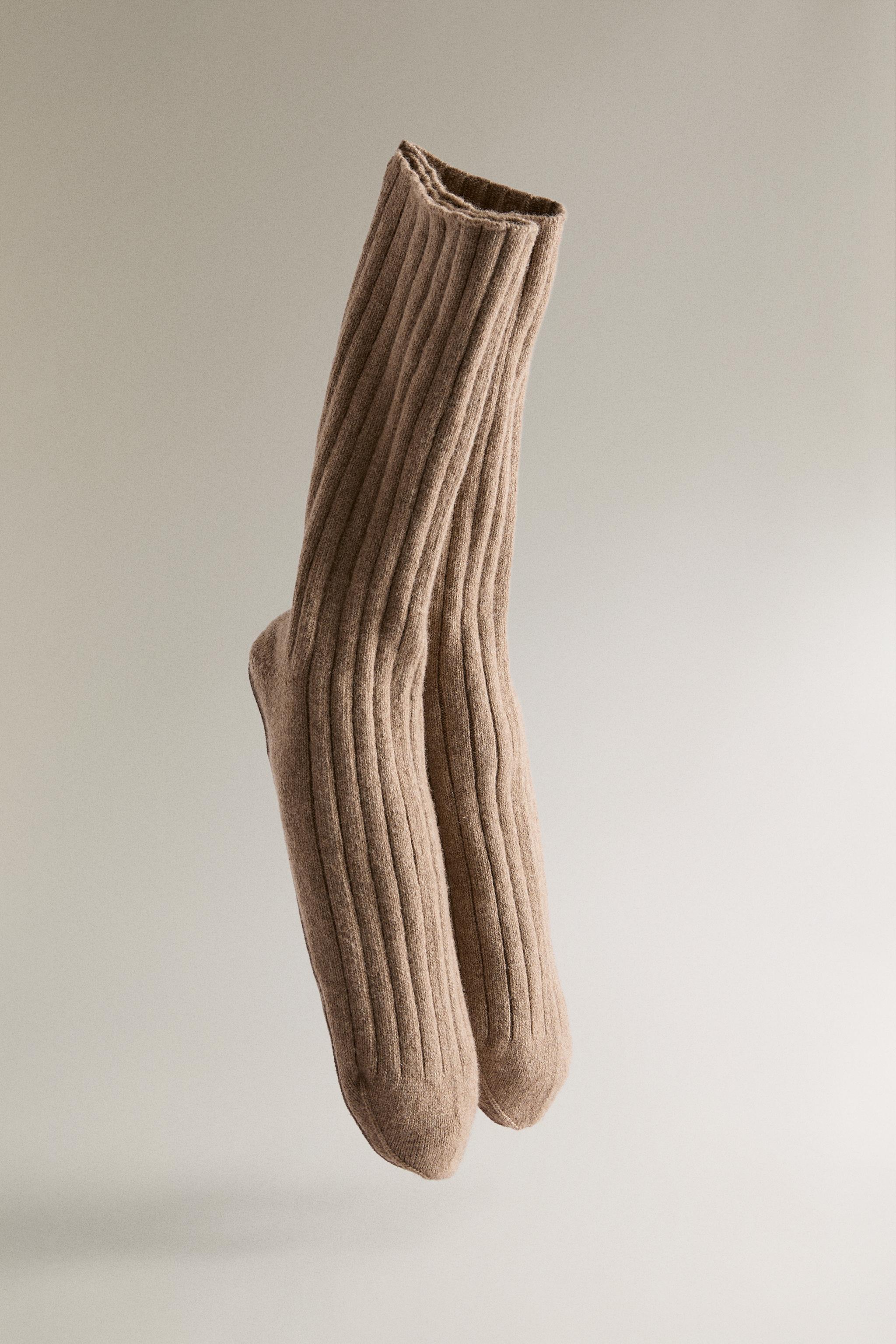 CASHMERE SOCKS WITH LEATHER SOLE